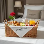 Lume D'oro Syros מלון 3*